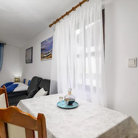Apartments With A Parking Space Kavran, Marcana - 14109 Habitación foto