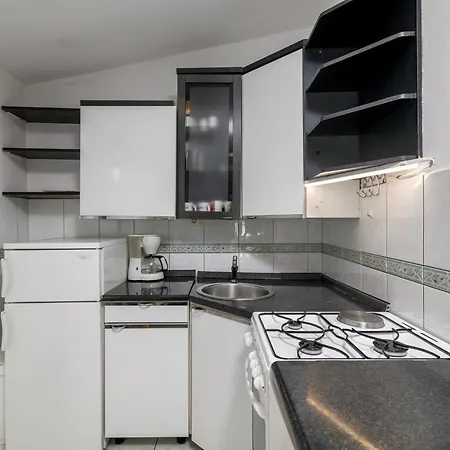 Apartments With A Parking Space Kavran, Marcana - 14109 Habitación foto