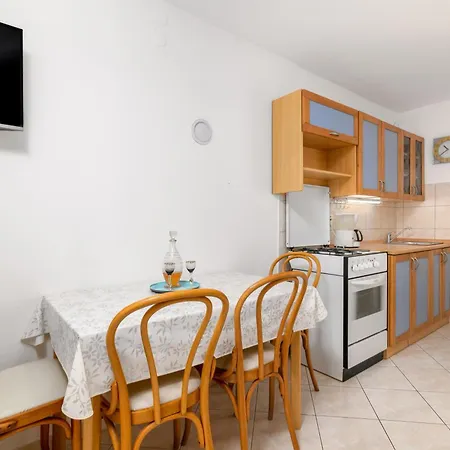 Apartments With A Parking Space Kavran, Marcana - 14109 Habitación foto
