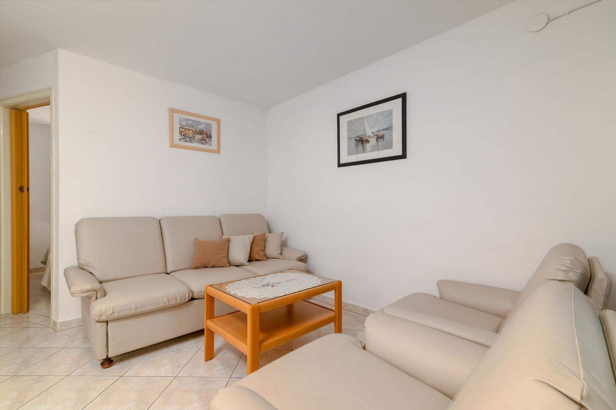 Apartment With A Parking Space Kavran, Marcana - 14109 *